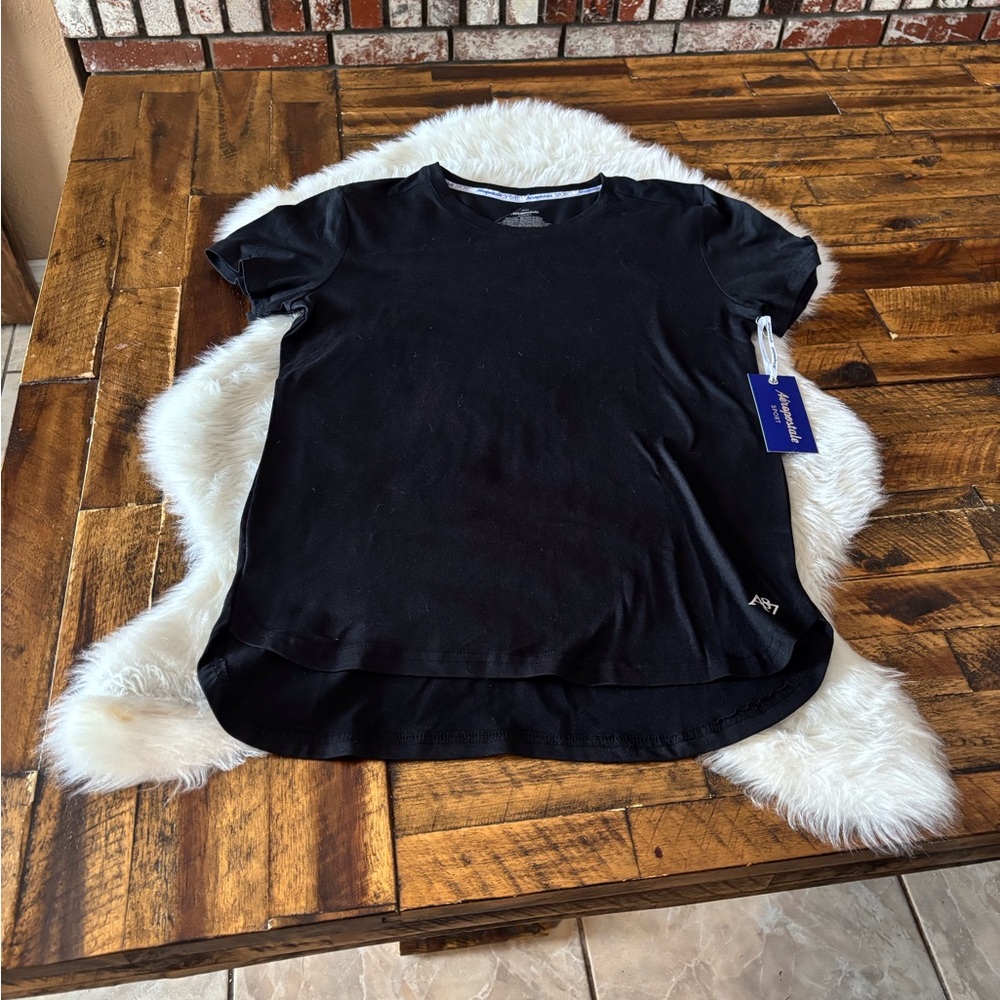 Aeropostale Black Short Sleeve Tee